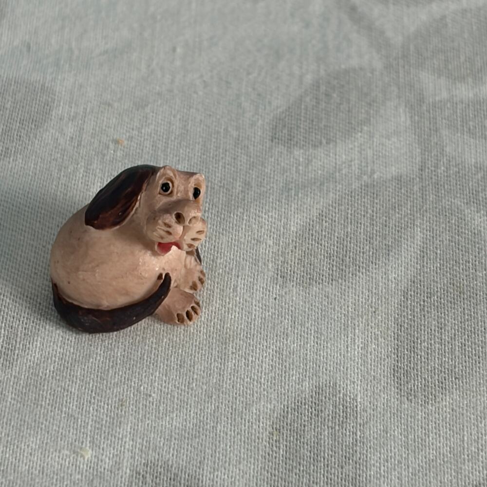 Vintage Peter Fagan miniature dog made in Scotland homely charming trinket